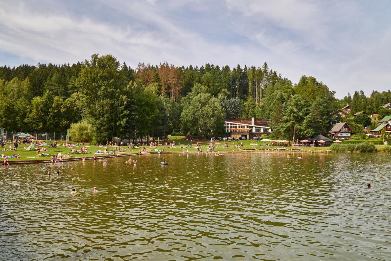 Отель Camp Dolce Трутнов Экстерьер фото