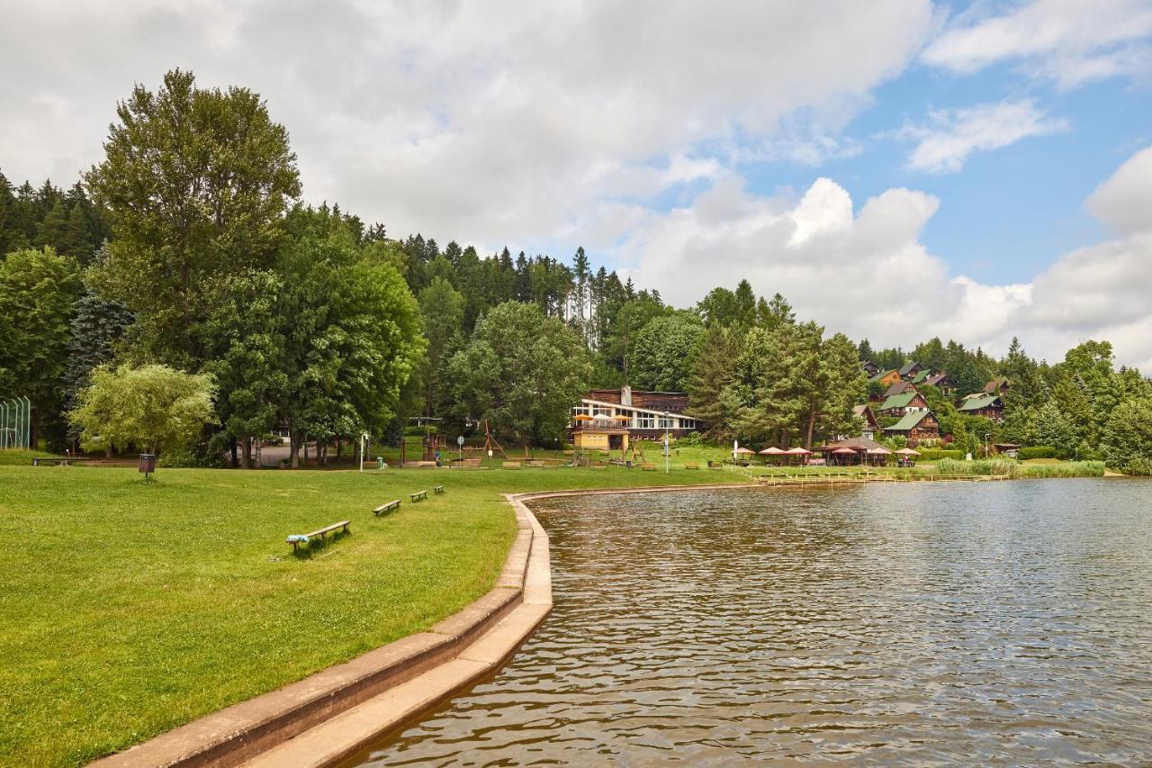 Отель Camp Dolce Трутнов Экстерьер фото