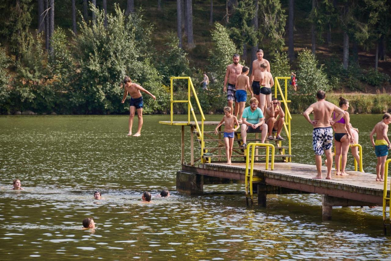 Отель Camp Dolce Трутнов Экстерьер фото