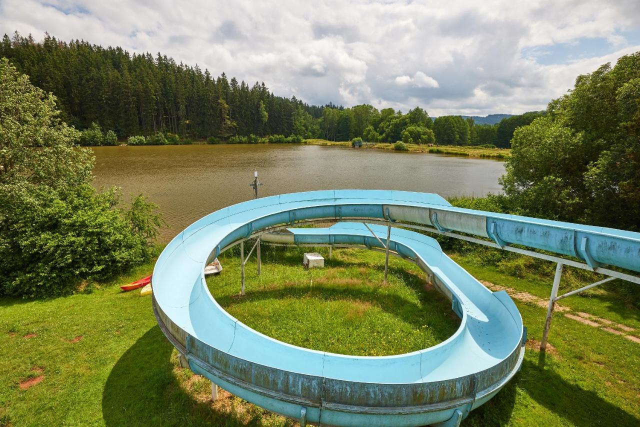 Отель Camp Dolce Трутнов Экстерьер фото
